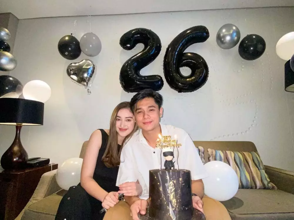 Momen ultah Rayn Wijaya © berbagai sumber