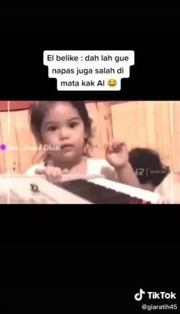 Viral video lawas Al Ghazali marahin El Rumi © TikTok Viral video lawas Al Ghazali marahin El Rumi © TikTok