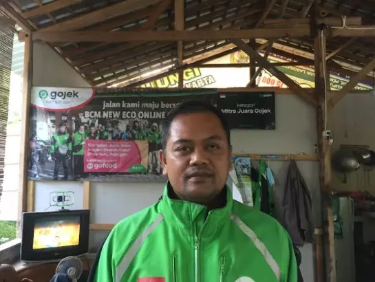 sopir ojol bertahan hidup di kala pandemi Covid-19 © berbagai sumber