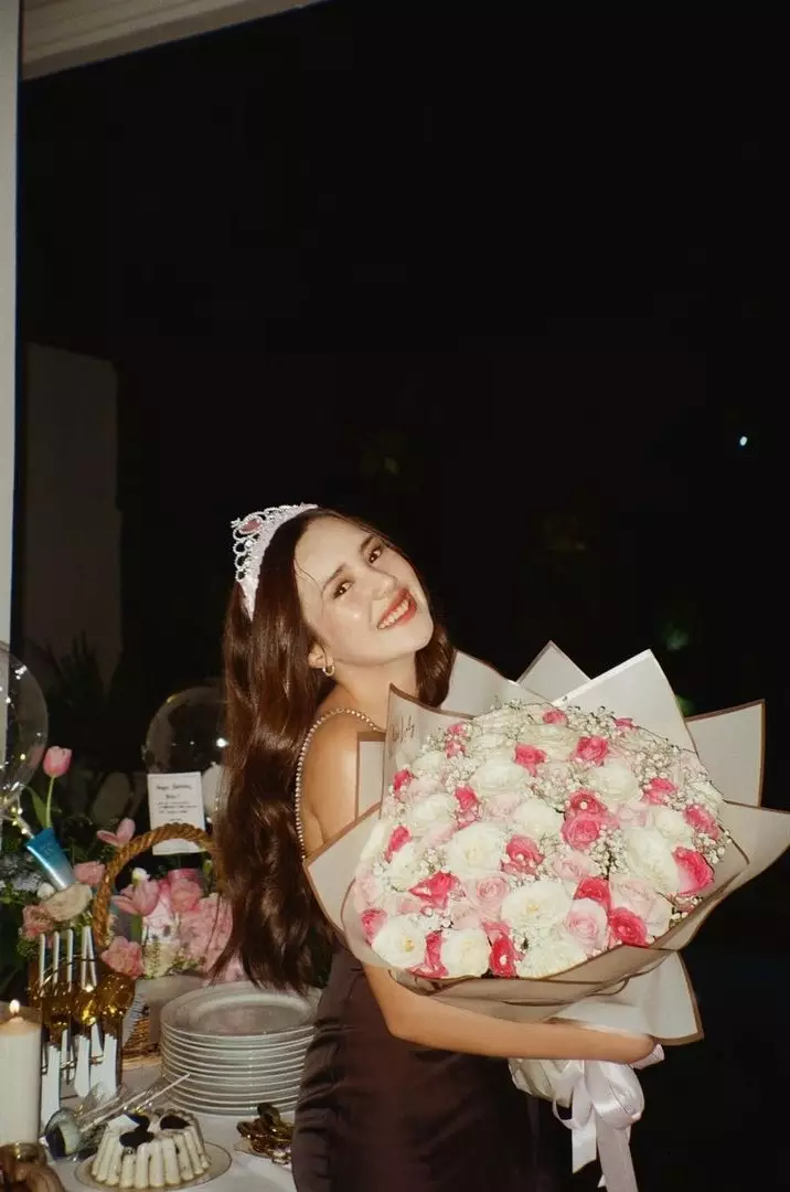 Beby Tsabina © 2021 Instagram