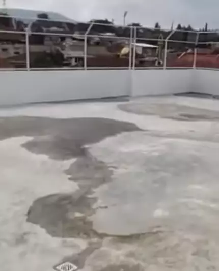 gedung sekolah Yuni Shara © 2021 brilio.net