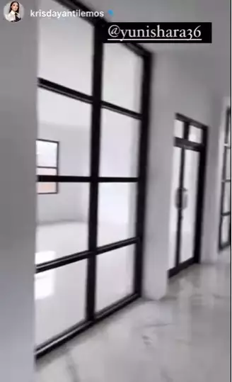 gedung sekolah Yuni Shara © 2021 brilio.net