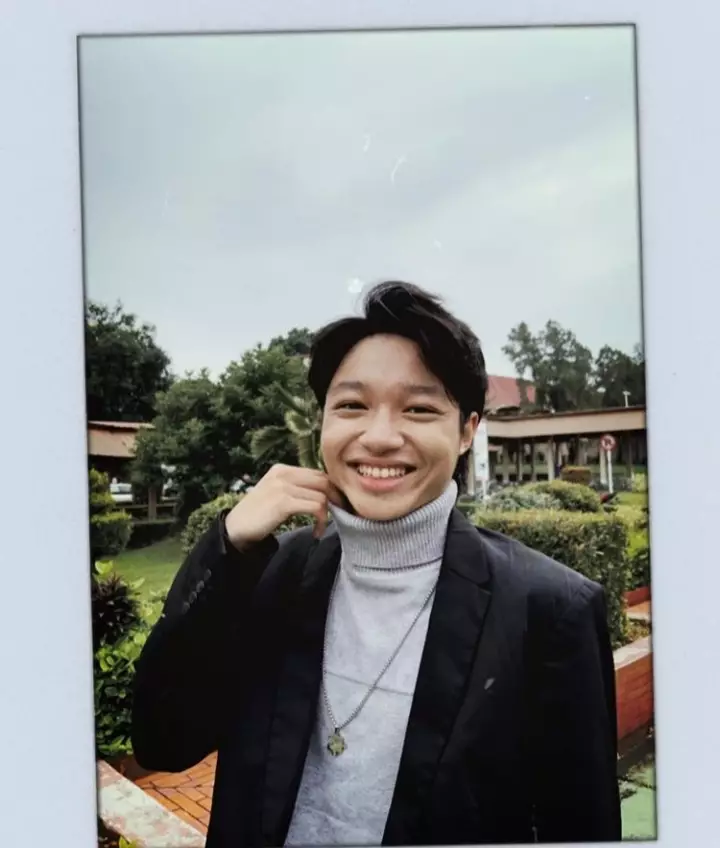 Potret Keisha Alvaro kenakan turtle neck & setelan hitam Instagram/@keisha.alvaro