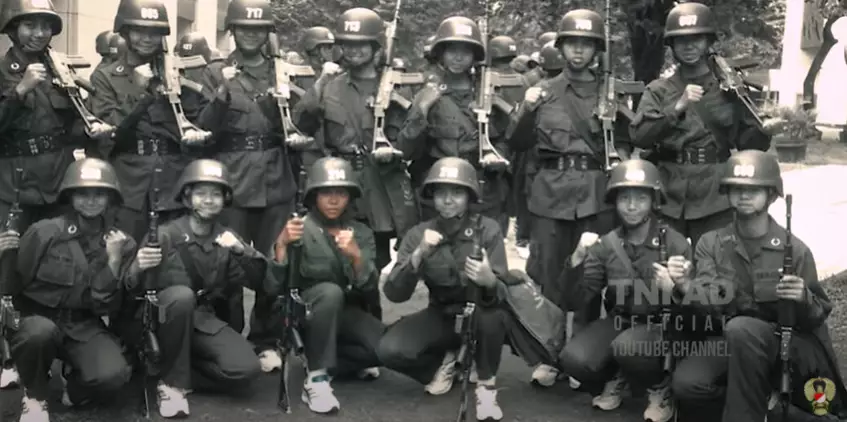 kisah kakak beradik barengan diterima di Akmil YouTube