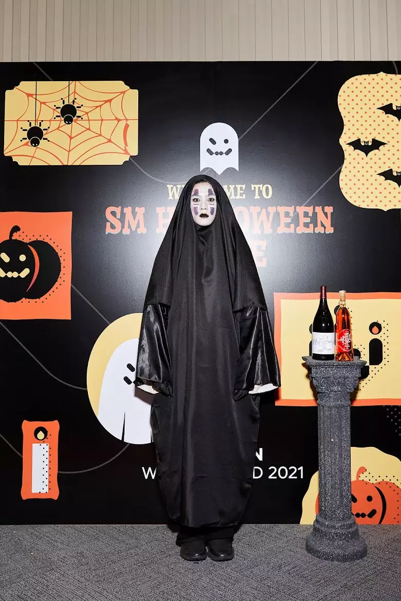 gaya idol K-Pop di pesta Halloween Berbagai sumber 
