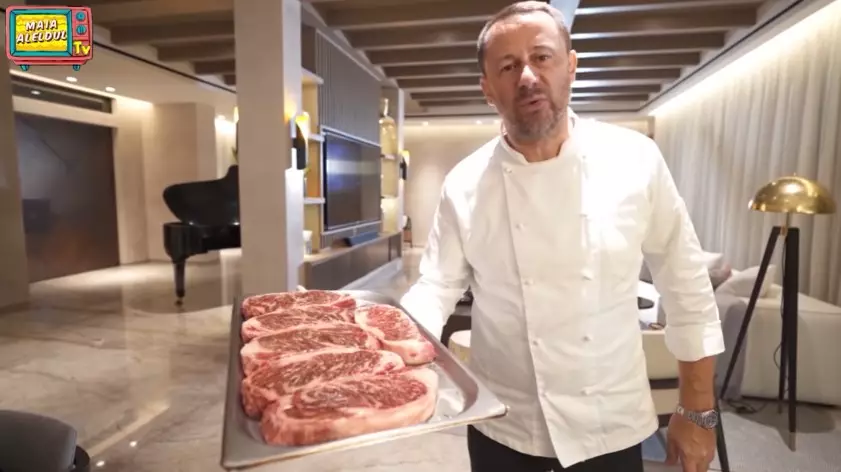 Momen ultah pernikahan ke-3 Maia dan Irwan © YouTube