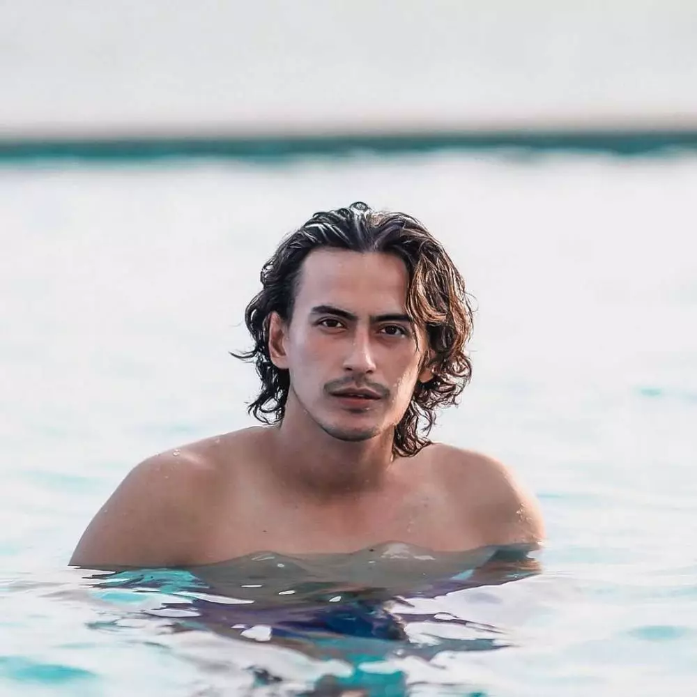 Potret lawas Habibi Hood  Berbagai sumber  Potret lawas Habibi Hood  Berbagai sumber