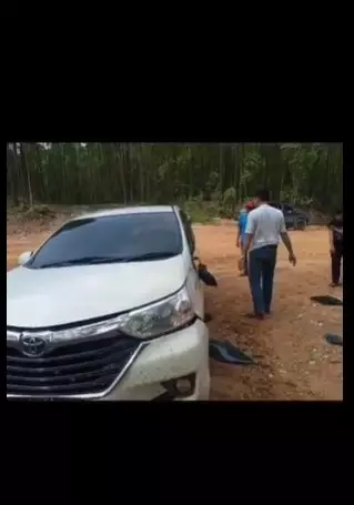 Rombongan Ustaz Zacky Mirza kecelakaan © 2021 Instagram