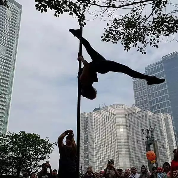 Tips sehat ala Vicky Burki Instagram