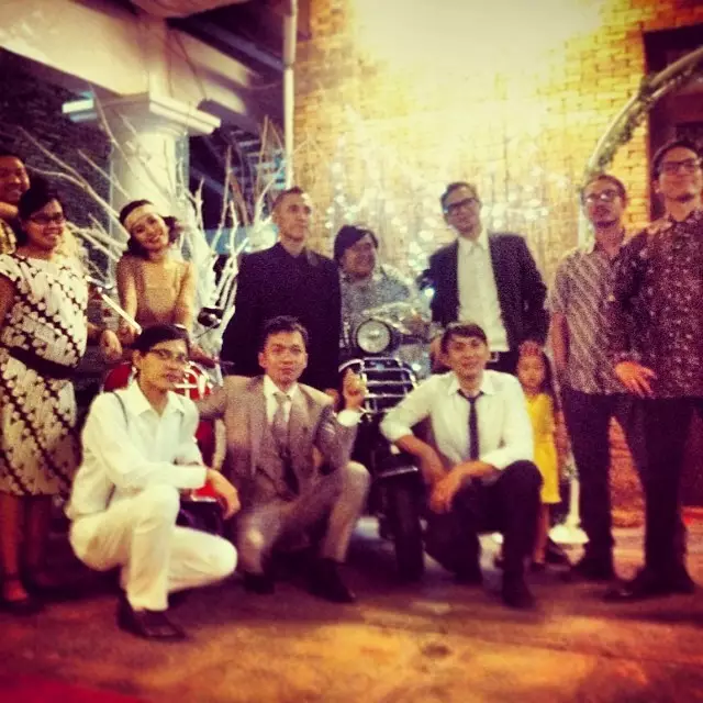 Potret lawas clubeighties Instagram Potret lawas clubeighties Instagram