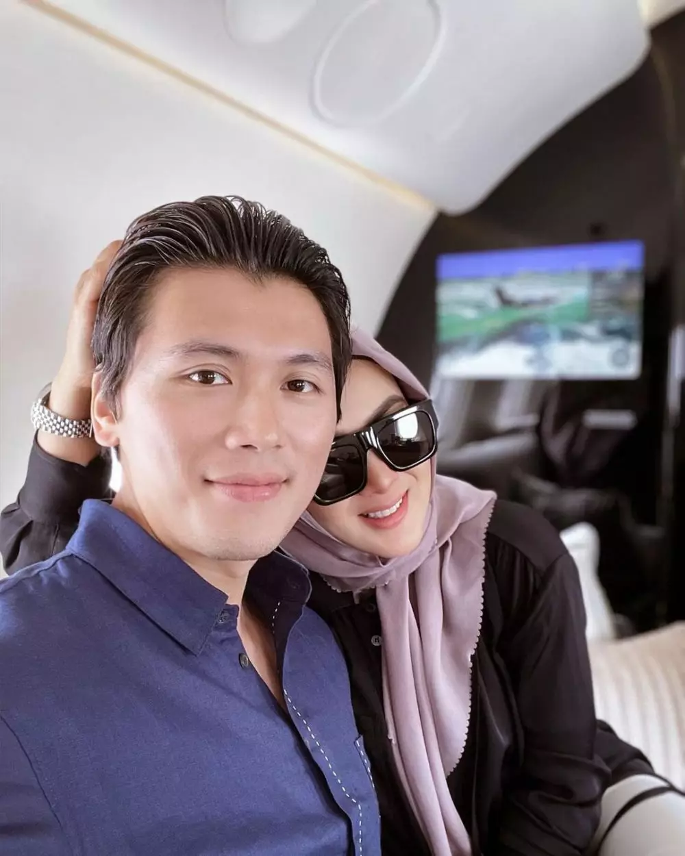 potret mewah private jet syahrini © instagram