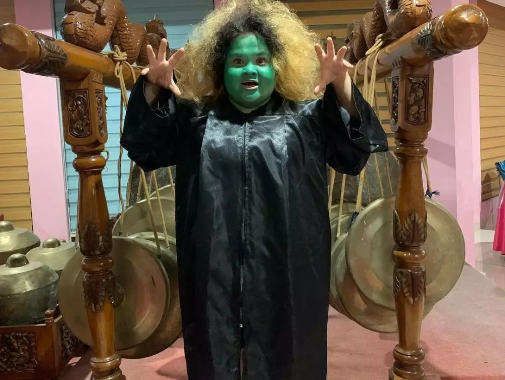 Pemain Dari Jendela SMP saat merayakan Helloween Instagram