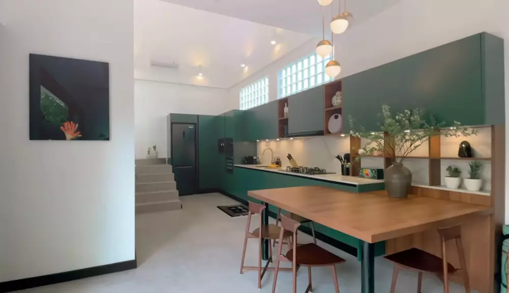 Cara Raisa menata dapur rumah Berbagai sumber 