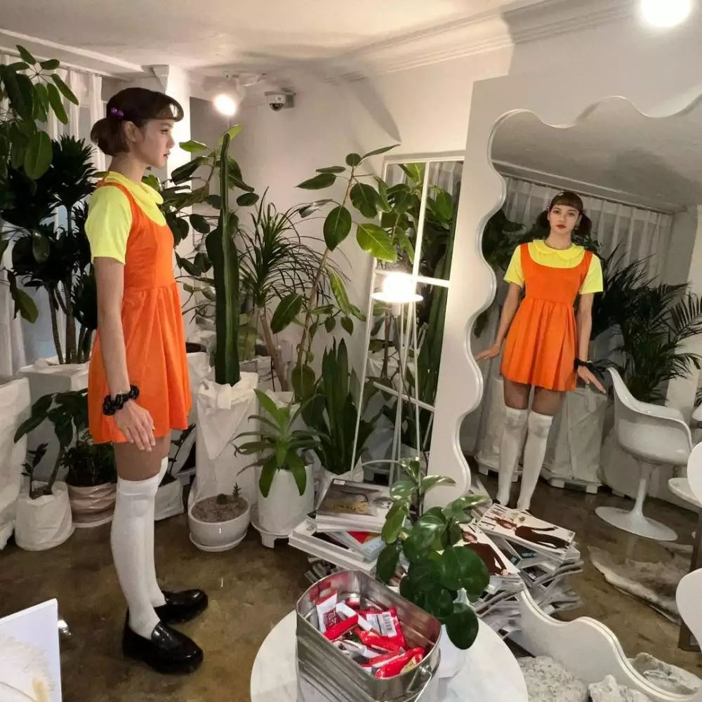 Seleb berdandan ala Squid Game © berbagai sumber