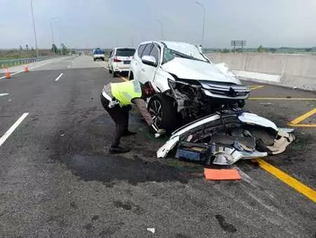 kronologi kecelakaan vanessa Berbagai sumber 