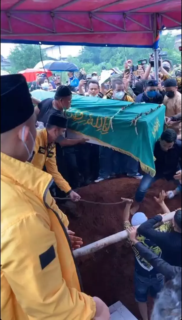 pemakaman Vanessa dan Bibi Instagram pemakaman Vanessa dan Bibi Instagram