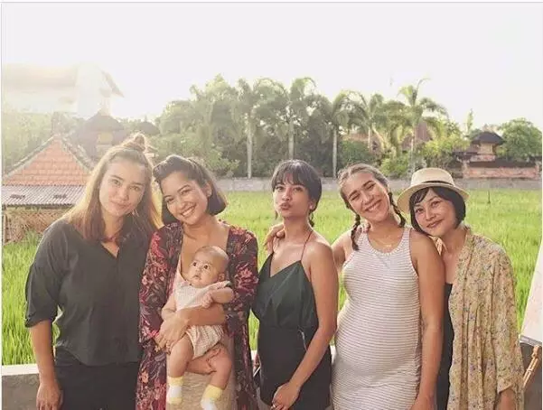 persahabatan Vanessa Angel, Anneke Jody & Feby Febiola Instagram