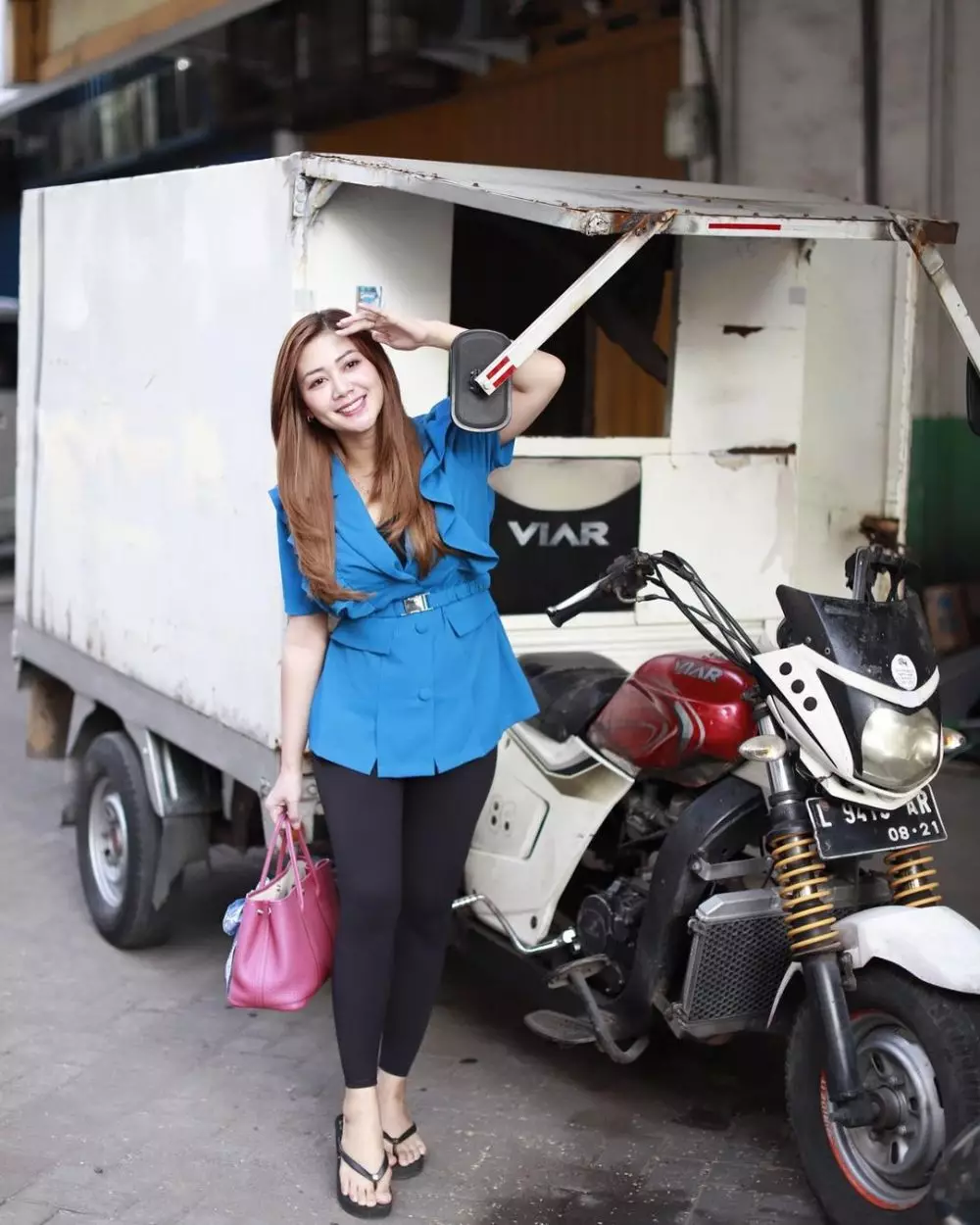 potret delta hesti istri tom liwafa © instagram