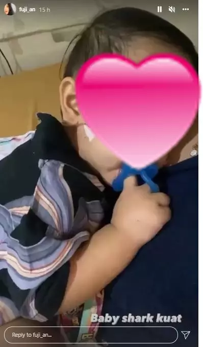 Momen pertemuan Gala dengan Fuji adik Bibi Ardiansyah © 2021 brilio.net Momen pertemuan Gala dengan Fuji adik Bibi Ardiansyah © 2021 brilio.net