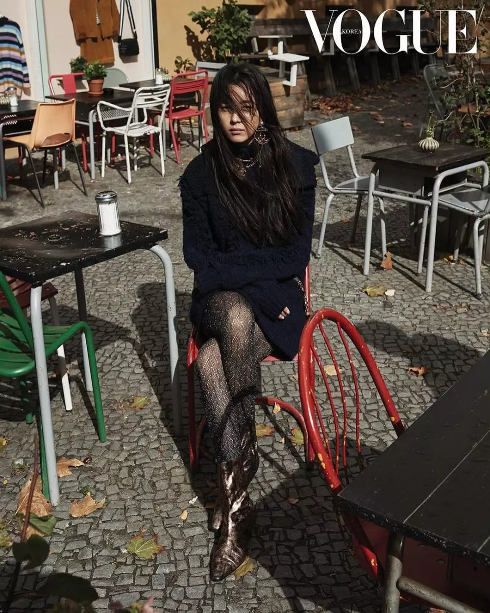 gaya pemotretan Han Hyo-joo © 2021 Instagram