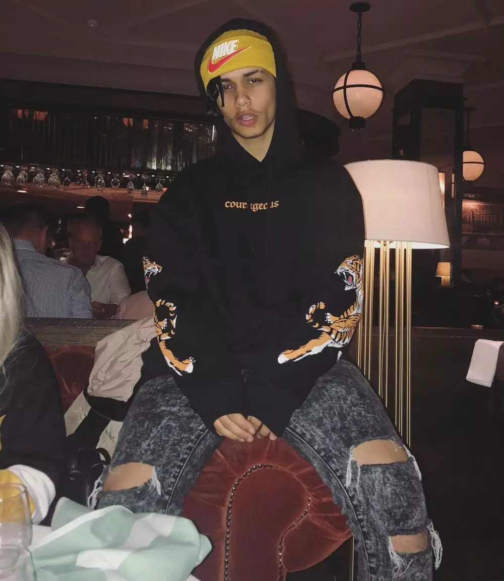 potret terbaru Harris J © 2021 Instagram potret terbaru Harris J © 2021 Instagram