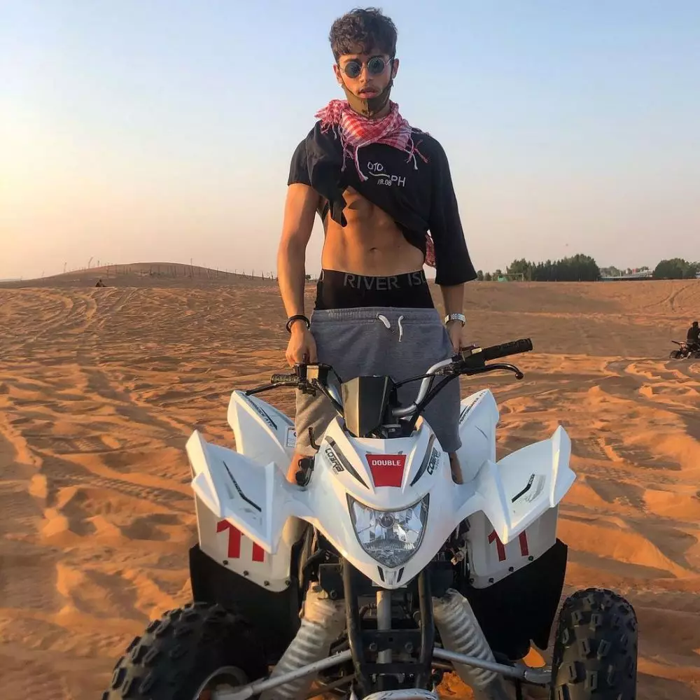 potret terbaru Harris J © 2021 Instagram potret terbaru Harris J © 2021 Instagram