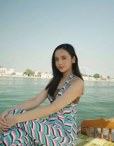 Penyanyi cantik jebolan Indonesian Idol terjun ke akting © Instagram Penyanyi cantik jebolan Indonesian Idol terjun ke akting © Instagram