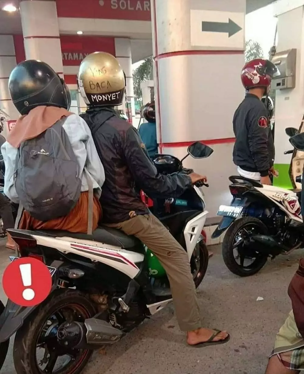 momen yang nggak disangka di tempat umum © 2021 instagram.com momen yang nggak disangka di tempat umum © 2021 instagram.com