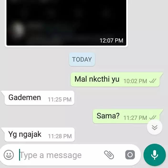 chat cinta nggak harus memiliki nyesek © 2021 instagram.com