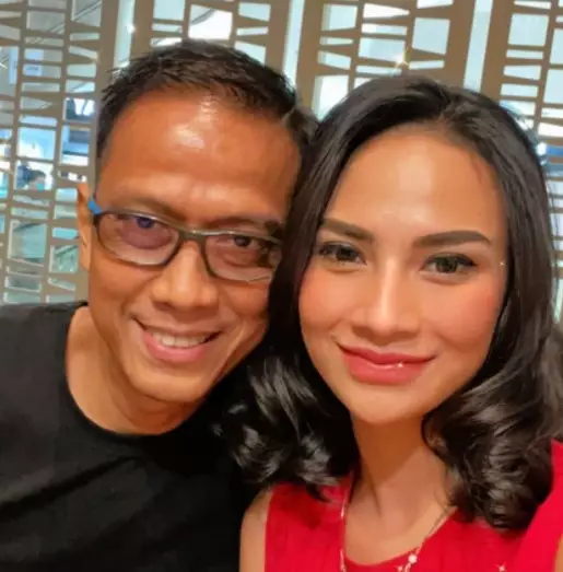 Potret kedekatan Vanessa Angel dan ayahnya © Instagram