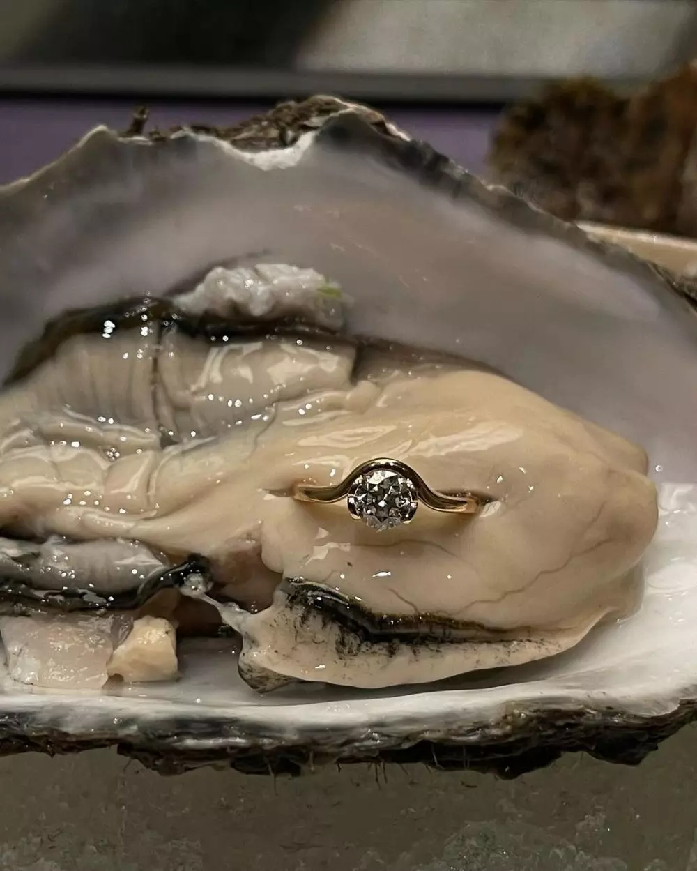 Momen manis Kallula Harsyntha saat dilamar Bam Mastro Instagram