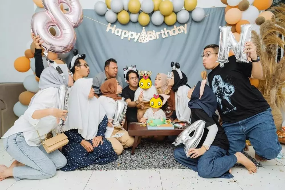 Momen Ririe Fairus dan Ayus Sabyan rayakan ultah anak © 2021 Instagram