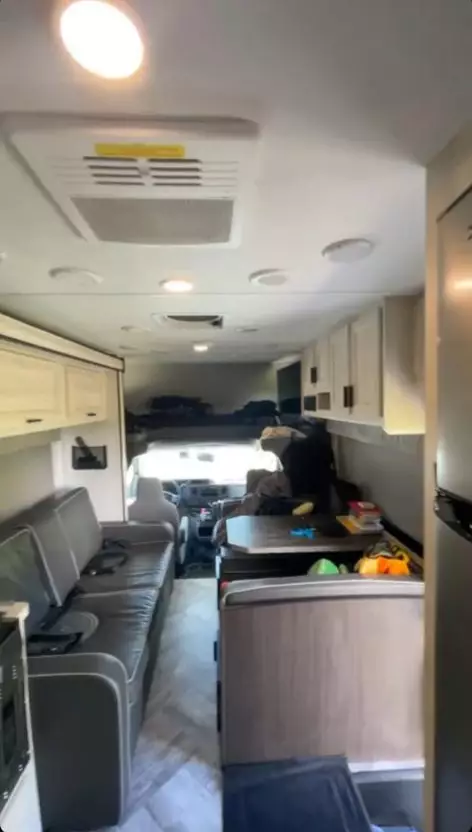 Penampakkan campervan ayudiac dan ditto Instagram