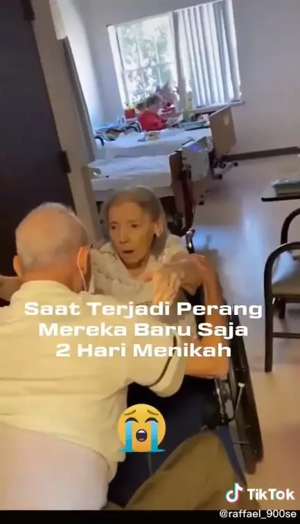 pasangan terpisah 73 tahun © 2021 TikTok
