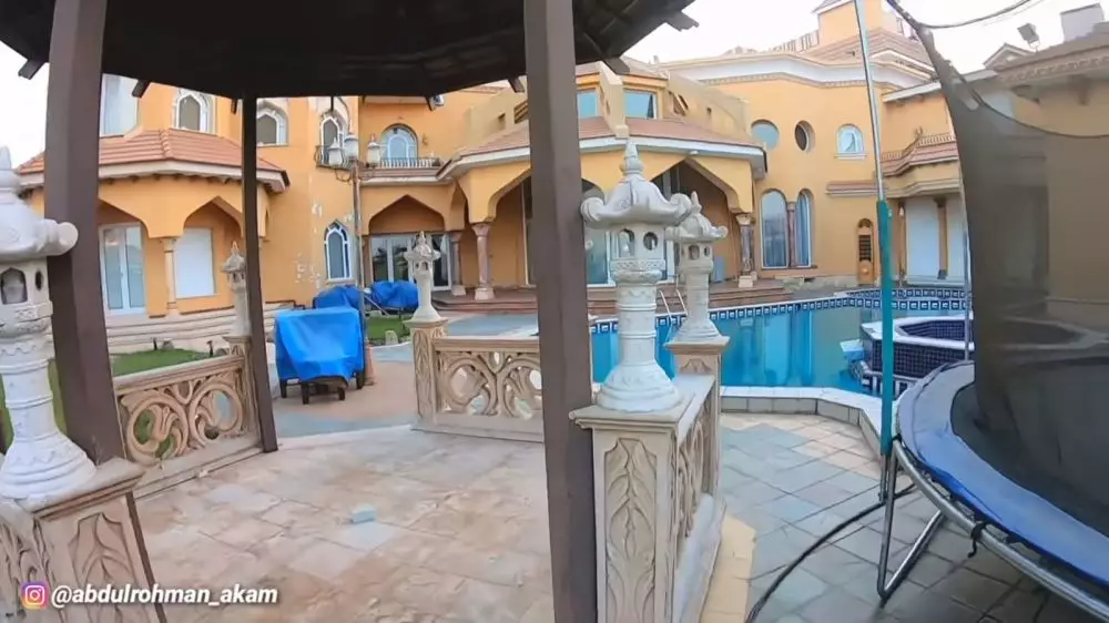 rumah mewah arab kebun pisang © 2021 YouTube rumah mewah arab kebun pisang © 2021 YouTube