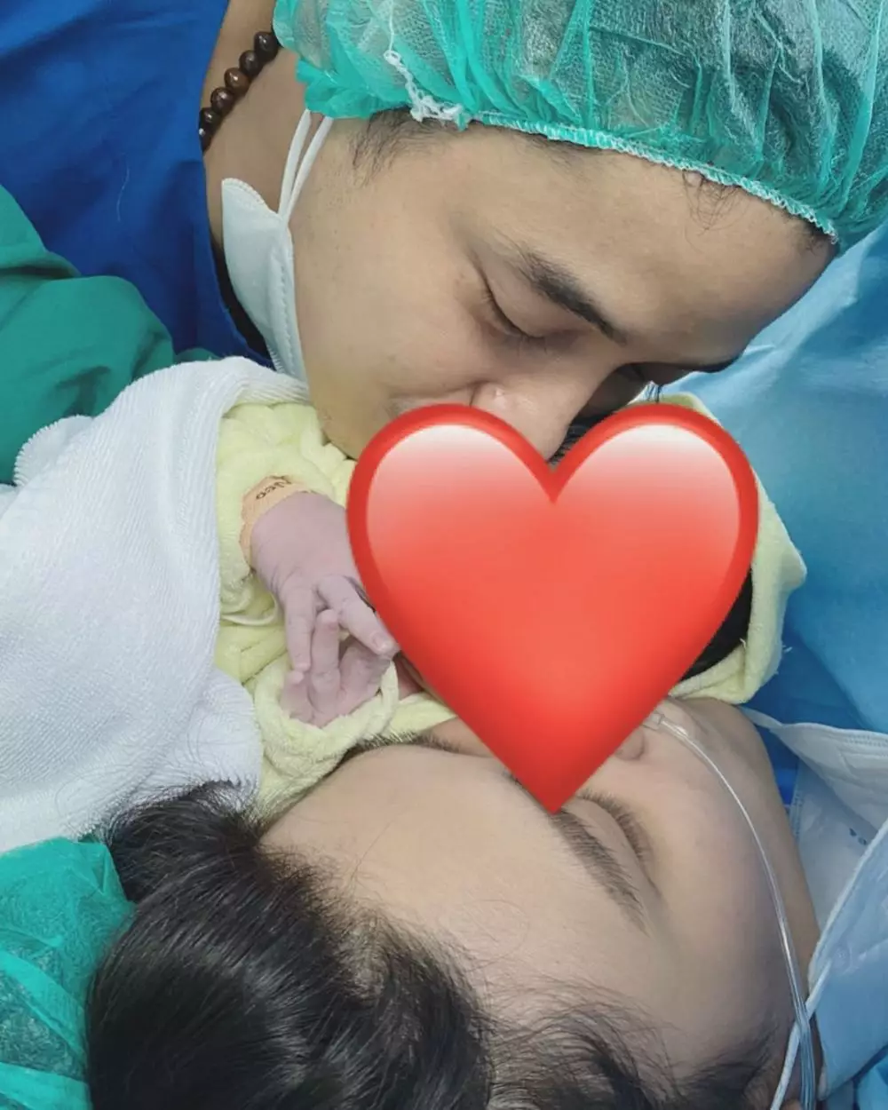 momen bahagia pasangan seleb dikaruniai anak pertama © instagram