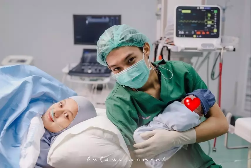 momen bahagia pasangan seleb dikaruniai anak pertama © instagram