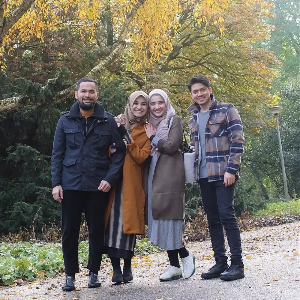 momen keakraban kakak beradik seleb bareng pasangan © instagram momen keakraban kakak beradik seleb bareng pasangan © instagram