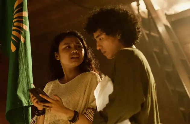 karakter utama film Penyalin Cahaya Rekata Studio