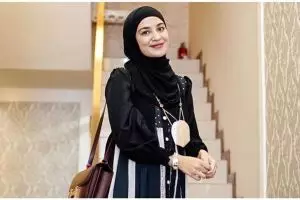 5 Trik Shireen Sungkar bikin ayam krispi ala restoran cepat saji