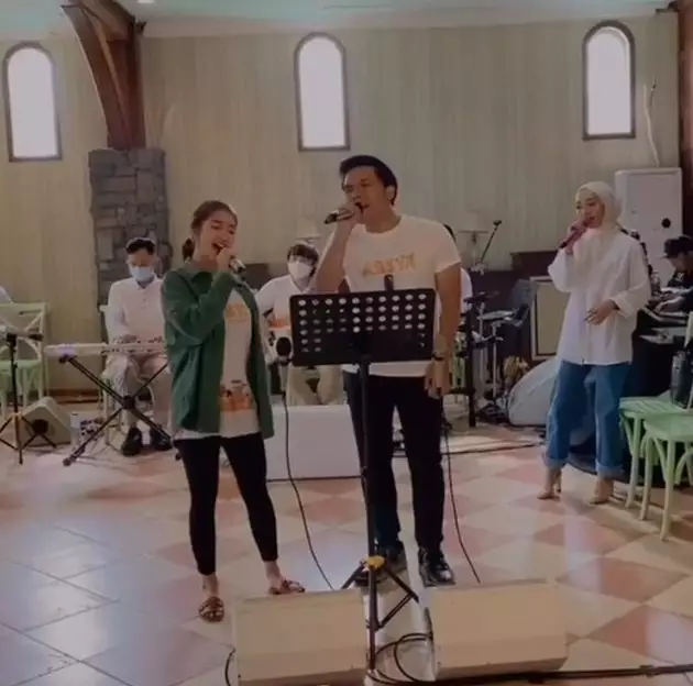 potret kebersamaan chandrika chika dan thariq halilintar  © instagram potret kebersamaan chandrika chika dan thariq halilintar  © instagram