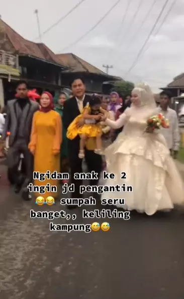wanita ini ngidam jadi pengantin lagi TikTok