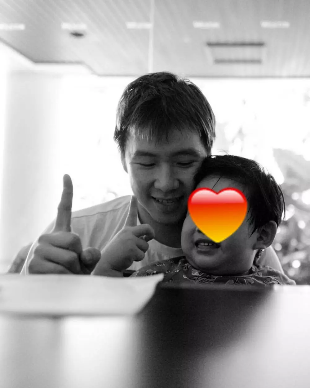 Momen Marcus bareng anak © 2021 brilio.net Momen Marcus bareng anak © 2021 brilio.net