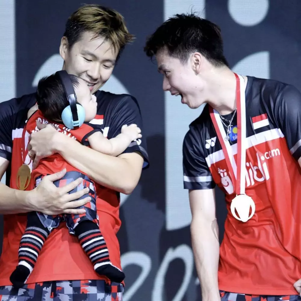 Momen Marcus bareng anak © 2021 brilio.net Momen Marcus bareng anak © 2021 brilio.net