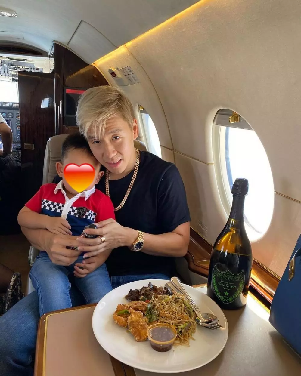 Momen Marcus bareng anak © 2021 brilio.net Momen Marcus bareng anak © 2021 brilio.net