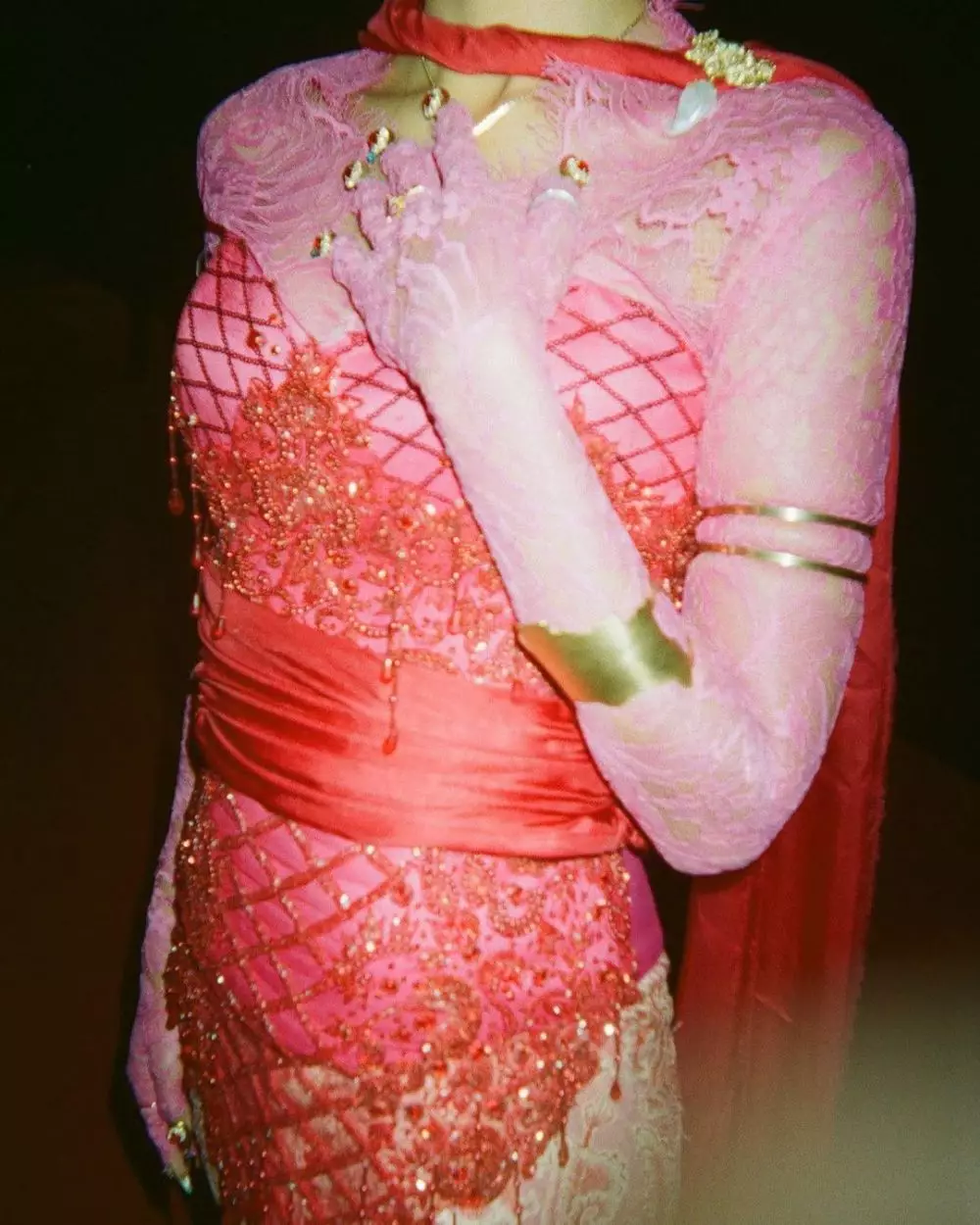 Potret Eva Celia saat manggung di FFI © 2021 brilio.net