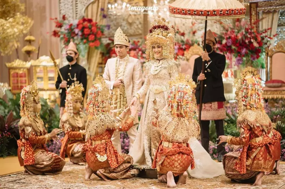 Hadiah Ridwan Kamil untuk Ricis © Instagram