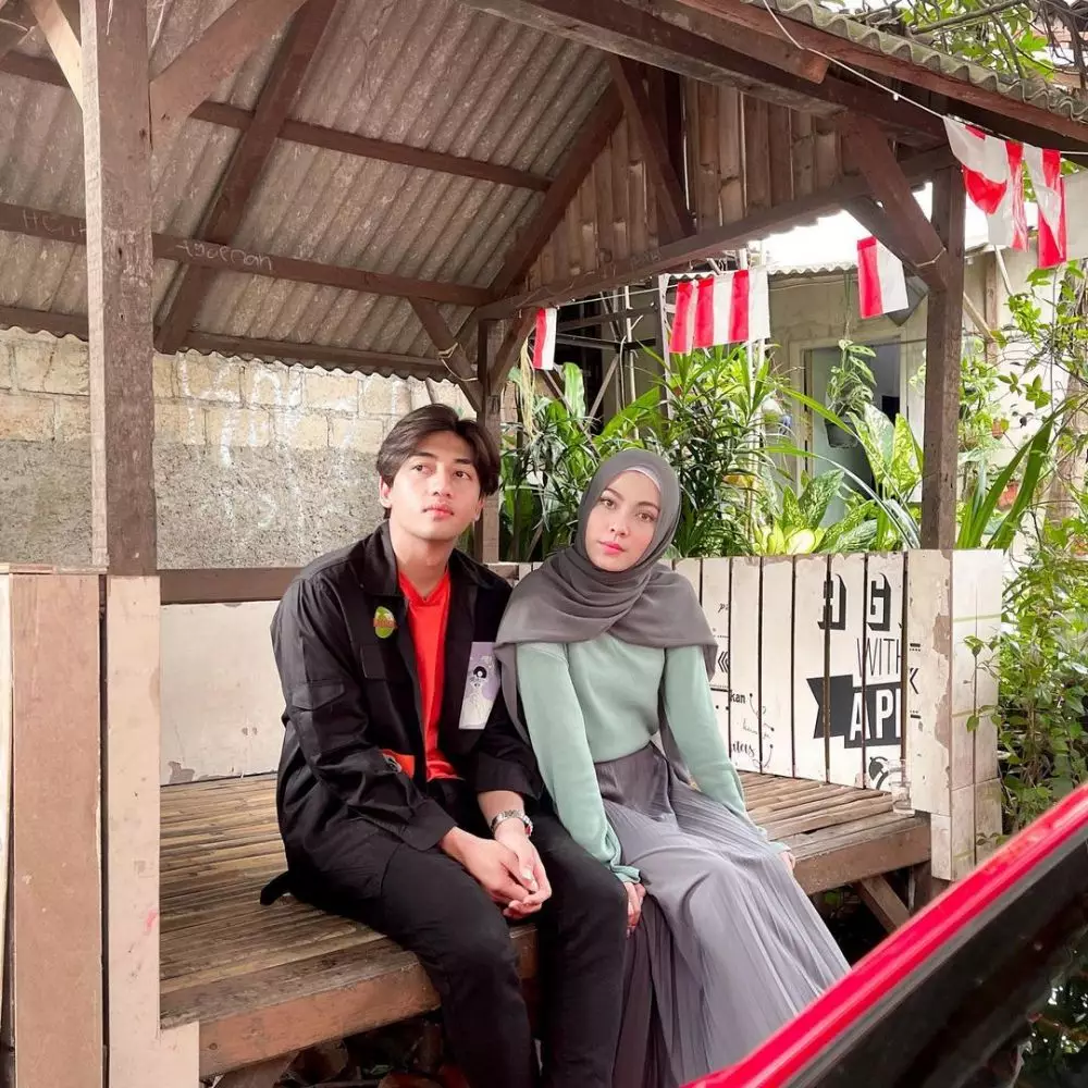 potret mesra harris vriza dan havisa devi © berbagai sumber