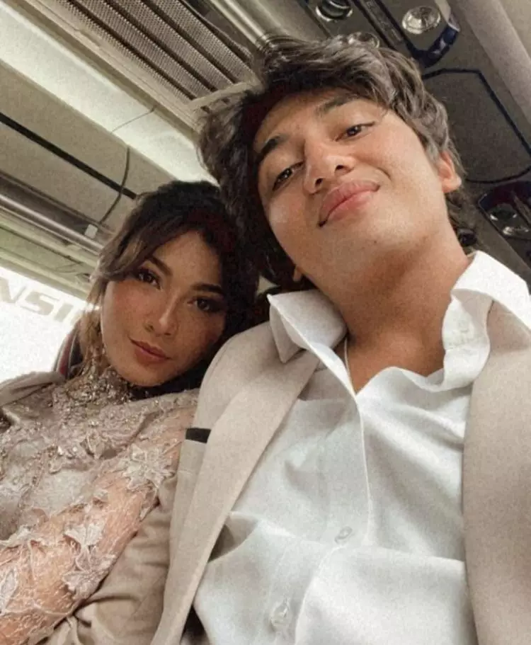 potret mesra harris vriza dan havisa devi © berbagai sumber