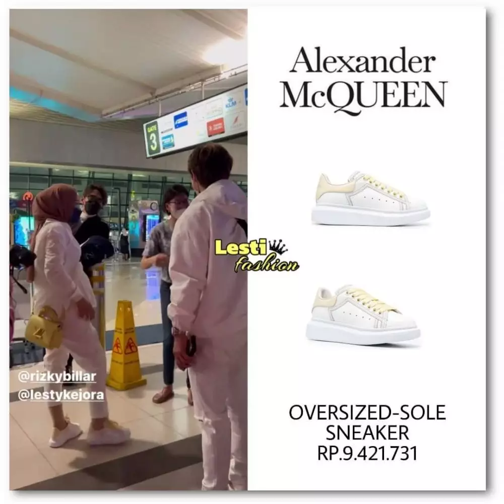 fashion item Lesty Kejora saat hamil © 2021 brilio.net fashion item Lesty Kejora saat hamil © 2021 brilio.net